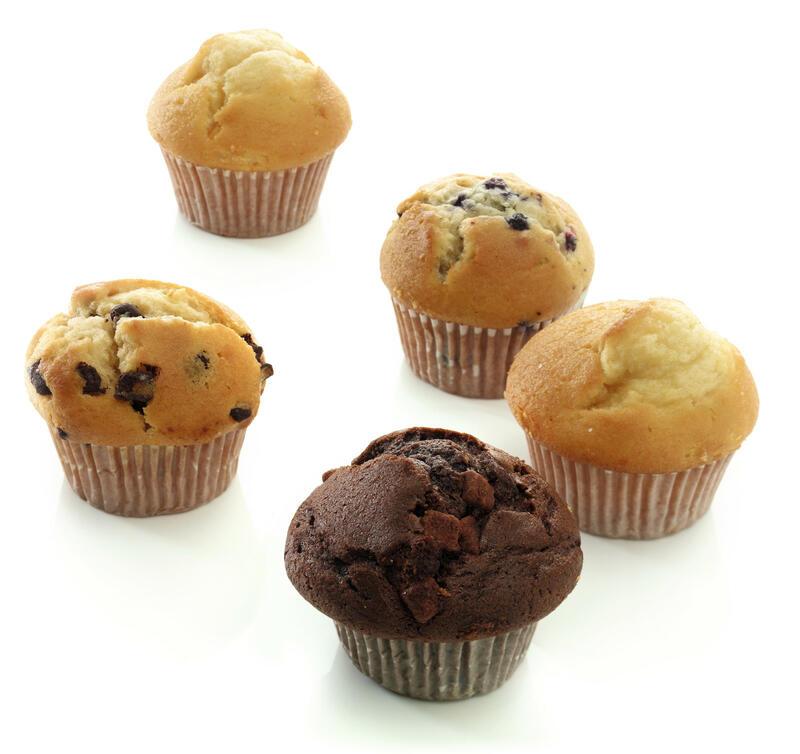 VANILLA FLAVOUR MUFFIN WITH CHOCOLATE CHIPS
